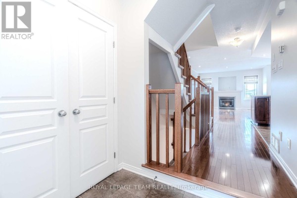 506 Pepperville Crescent, Ottawa, ON, photo 3