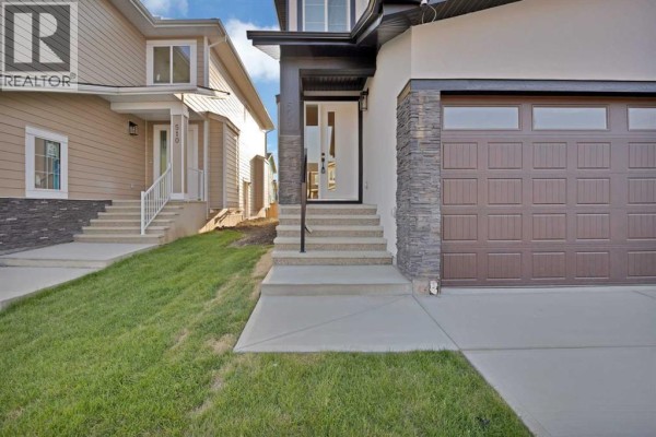 Living room - 506 Waterford Rise, Chestermere, AB T1X3B5 Photo 4