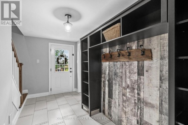 Bedroom 3 - 5065 10th Line, New Tecumseth, ON L0G1A0 Photo 3