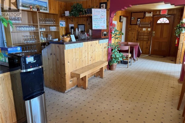 5067 Madsen Road, Radium Hot Springs, BC, photo 3