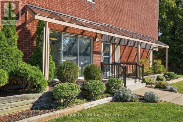 Primary Bedroom - 507 - 144 Queen Street, Clarington, ON L1C1M9 Photo 4