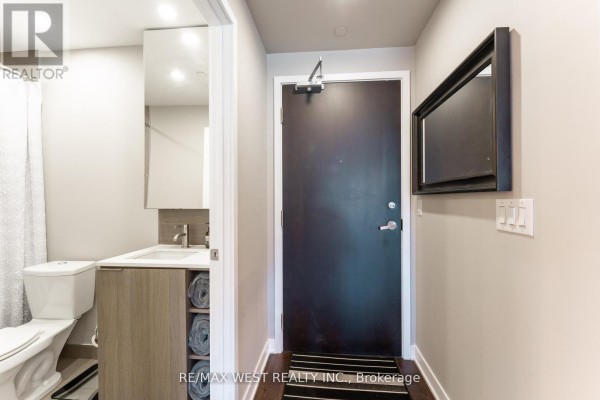 Bathroom - 507 - 170 Sumach Street, Toronto, ON M5A0C3 Photo 5