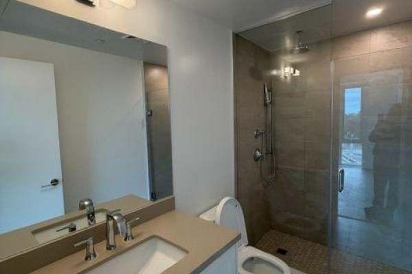Primary Bedroom - 507 - 2450 Bloor Street W, Toronto, ON M6S0A9 Photo 4