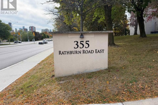 Living room - 507 - 355 Rathburn Road E, Mississauga, ON L4Z1H4 Photo 2
