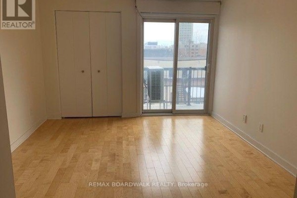 Living room - 507 - 456 King Edward Avenue, Ottawa, ON K1N0B4 Photo 2