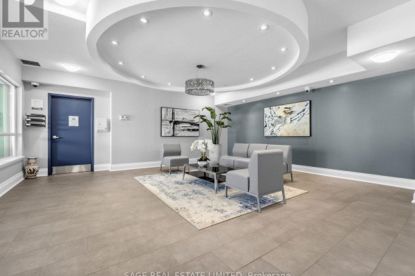 507 - 60 Fairfax Crescent, Toronto, ON, photo 3