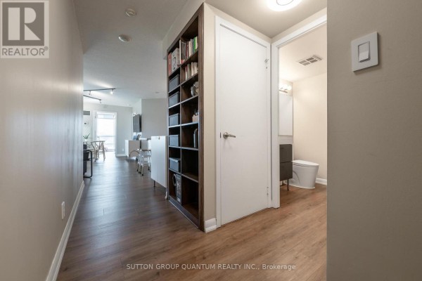 Dining room - 507 - 600 Fleet Street, Toronto, ON M5V1B7 Photo 2