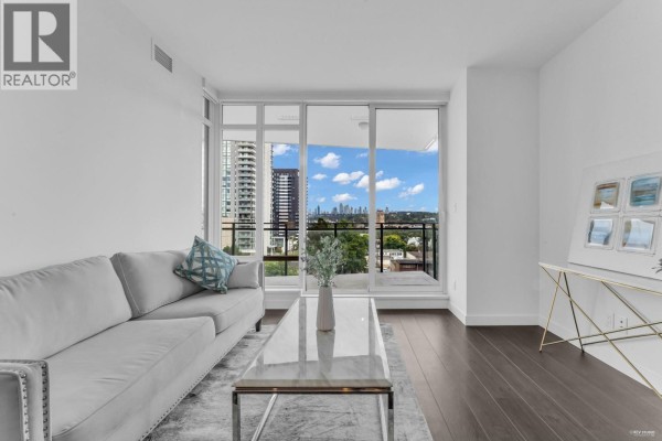 507 2085 Skyline Court, Burnaby, BC V5C0M6 Photo 3