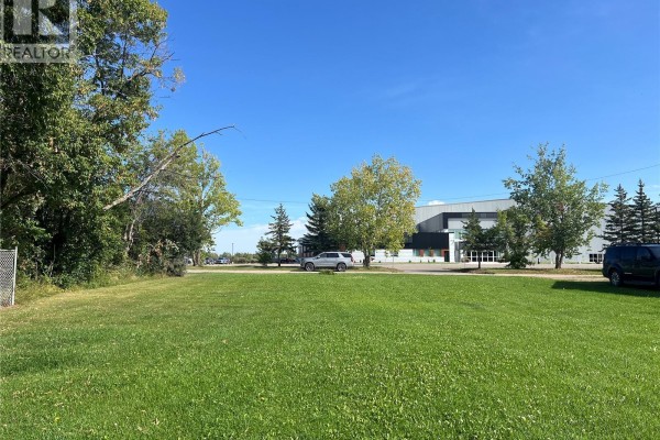 507 3rd Street E, Meadow Lake, SK S9X1G6 Photo 2