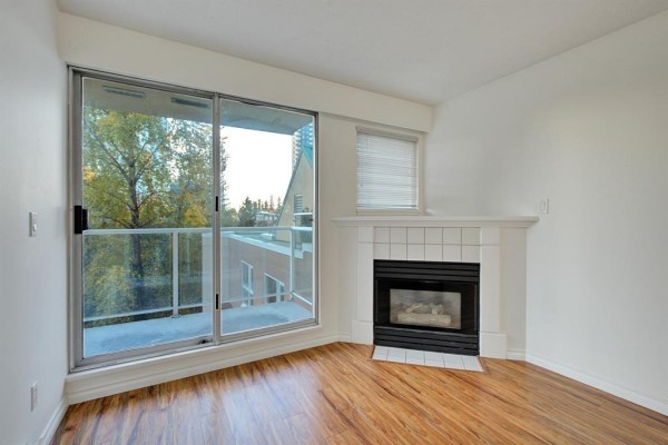 507 9830 Whalley Boulevard, Surrey, BC V3T5S7 Photo 5