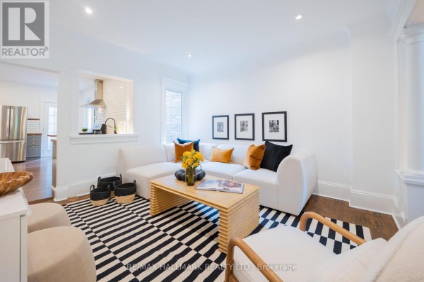 Sunroom - 507 Logan Avenue, Toronto, ON M4K3B2 Photo 5
