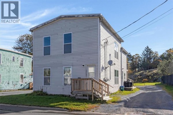 Bath (# pieces 1-6) - 507 Milford Road, Saint John, NB E2M4R5 Photo 2