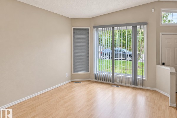 Family room - 507 Wiseman Ln Nw, Edmonton, AB T6T1N5 Photo 4