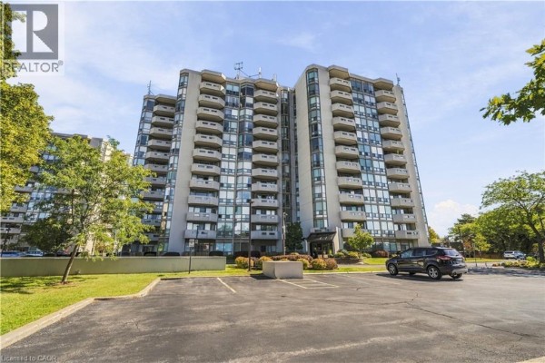 4pc Ensuite bath - 5070 Pinedale Avenue Unit# 302, Burlington, ON L7L5V6 Photo 2