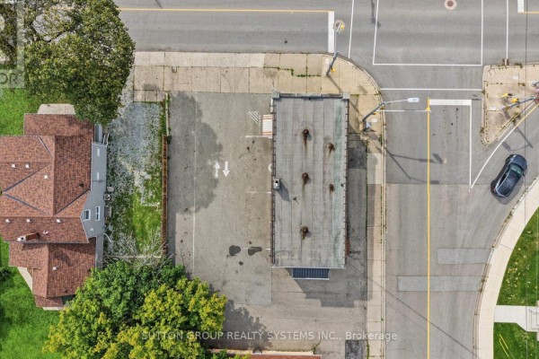 5075 Bridge Street, Niagara Falls, ON L2E2S7 Photo 2