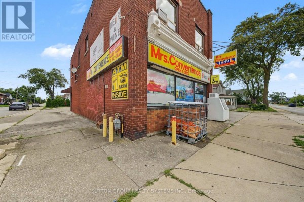5075 Bridge Street, Niagara Falls, ON L2E2S7 Photo 4