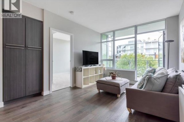 5077 Cambie Street, Vancouver, BC V5J0H7 Photo 2