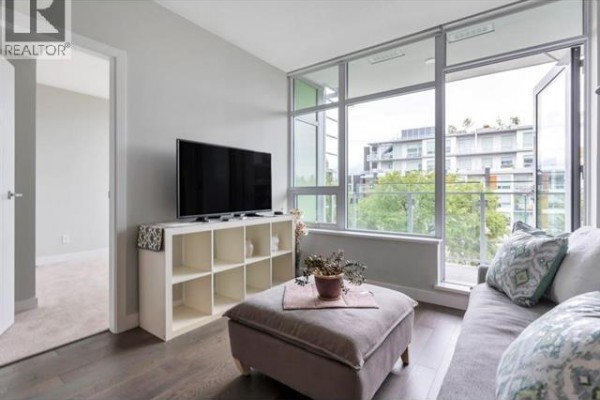 5077 Cambie Street, Vancouver, BC V5J0H7 Photo 3