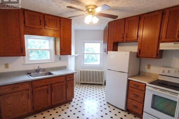 5078-5086 Fifth Avenue, Niagara Falls, ON L2E4S5 Photo 3