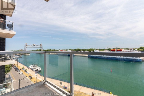 Living room - 508 - 118 West Street, Port Colborne, ON L3K0B9 Photo 2