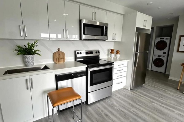508 - 15 Walmer Road, Toronto, ON M5R2X1 Photo 5