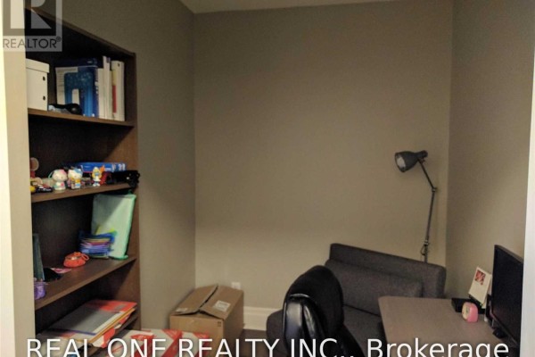 Bedroom - 508 - 151 Upper Duke Crescent, Markham, ON L6G0E1 Photo 5