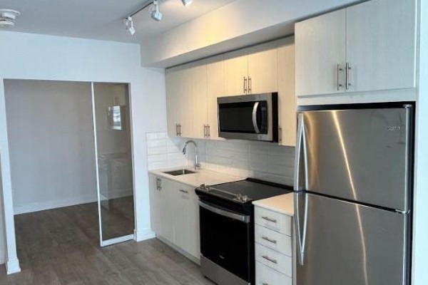 508 - 2550 Simcoe Street N, Oshawa, ON L1L0R5 Photo 5