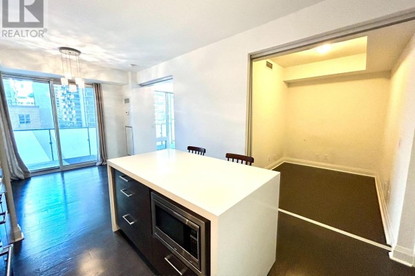 Den - 508 - 65 St Mary Street, Toronto, ON M5S0A5 Photo 5