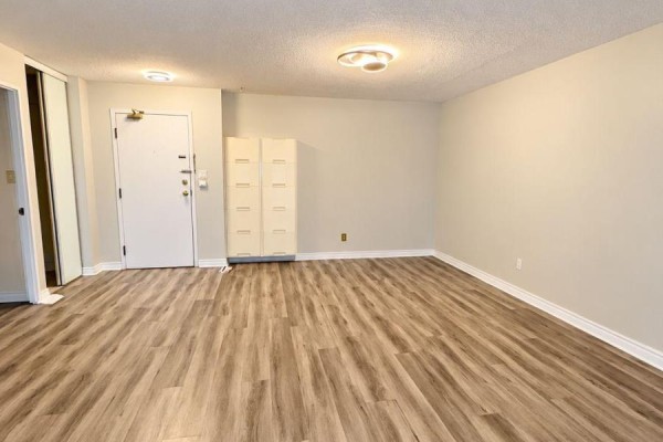 Dining room - 508 - 80 Alton Towers Circle, Toronto, ON M1V5E8 Photo 2