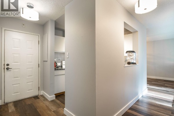 Dining room - 508 2562 Departure Bay Rd, Nanaimo, BC V9S5P1 Photo 4