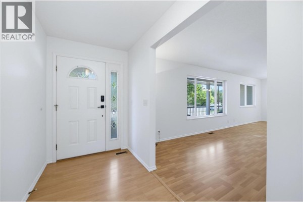 Primary Bedroom - 5080 70 Avenue Ne, Salmon Arm, BC V0E1K0 Photo 4