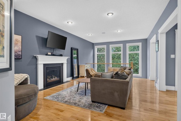 Primary Bedroom - 5080 Sunview Dr, Sherwood Park, AB T8H0K1 Photo 5