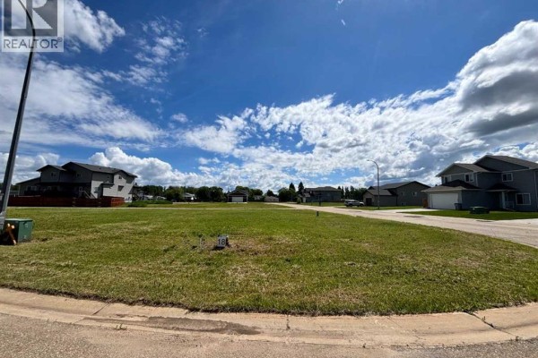 5084 Cornerstone Crescent, High Prairie, AB, photo 2