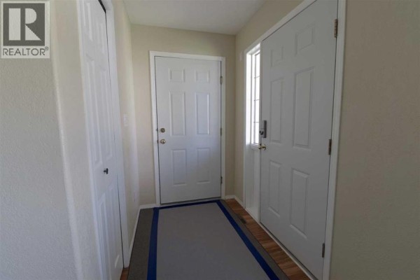 Kitchen - 509, 1 Street Street E, Barnwell, AB T0K0B0 Photo 4