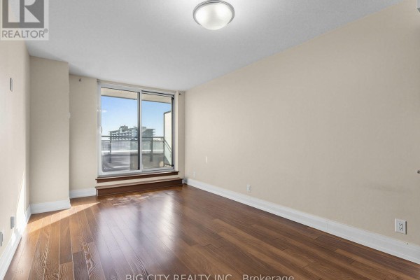 Primary Bedroom - 509 - 1 De Boers Drive, Toronto, ON M3J0G6 Photo 4