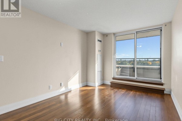 Den - 509 - 1 De Boers Drive, Toronto, ON M3J0G6 Photo 5