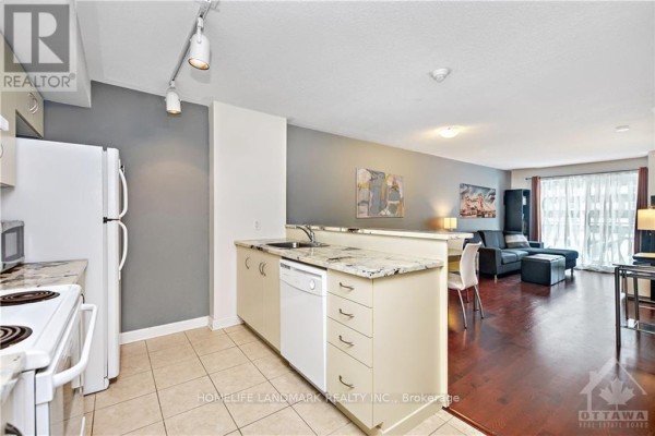 Bathroom - 509 - 138 Somerset Street, Ottawa, ON K2P0A3 Photo 5