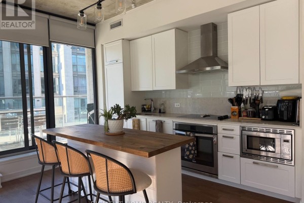 509 - 15 Beverley Street, Toronto, ON M5T0B3 Photo 2