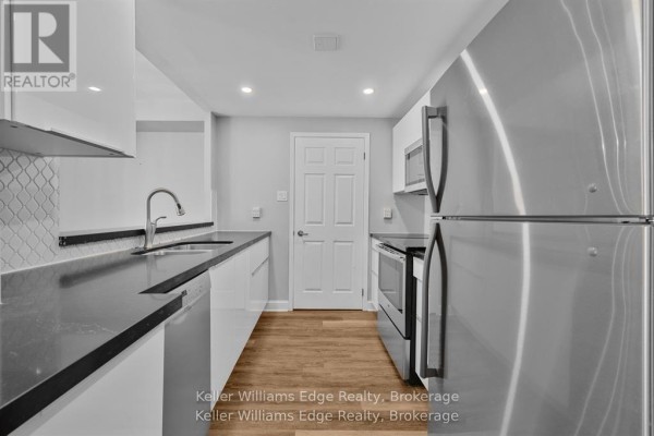 Dining room - 509 - 430 Pearl Street, Burlington, ON L7R4J8 Photo 5