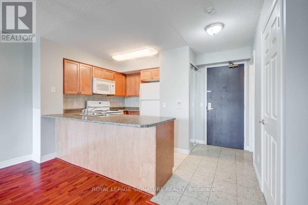509 - 51 Lower Simcoe Street, Toronto, ON, photo 2