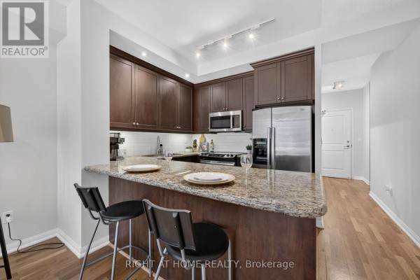 Dining room - 509 - 628 Fleet Street, Toronto, ON M5V1A8 Photo 2