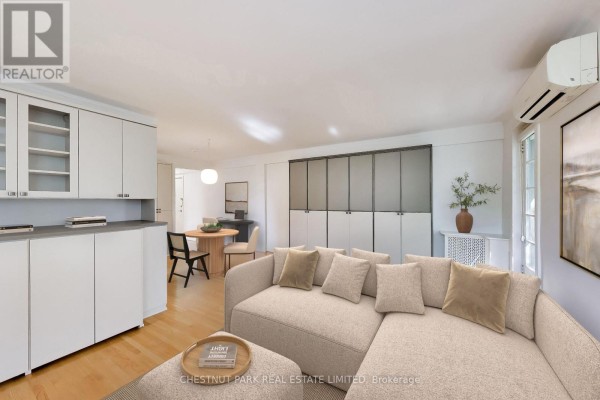 Primary Bedroom - 509 - 717 Eglinton Avenue W, Toronto, ON M5N1C9 Photo 4
