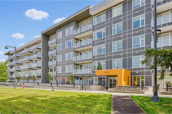 509 10838 Whalley Boulevard, Surrey, BC V3R0G8 Photo 4