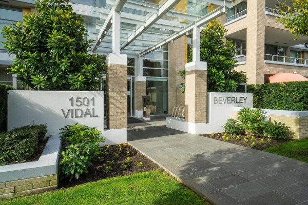 509 1501 Vidal Street, White Rock, BC V4B0B5 Photo 3