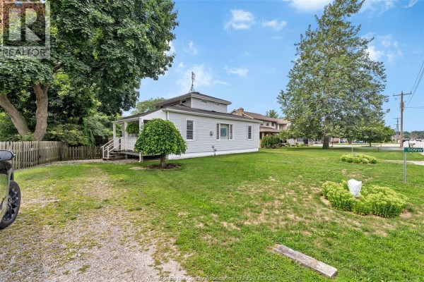 3pc Ensuite bath - 509 County Rd 34 West, Kingsville, ON N8M2X5 Photo 3