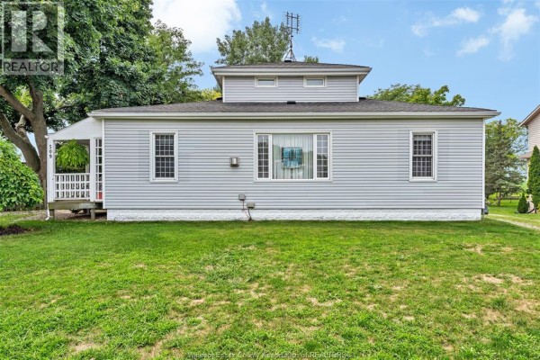 Primary Bedroom - 509 County Rd 34 West, Kingsville, ON N8M2X5 Photo 4