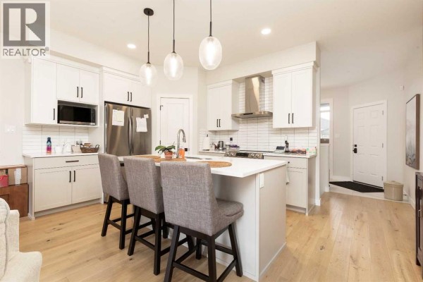 4pc Bathroom - 509 Riverhills Way W, Lethbridge, AB T1K8H7 Photo 5