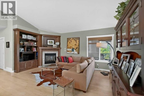 Office - 509 Sunridge Crescent W, Lethbridge, AB T1J0T1 Photo 4