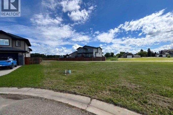 5092 Cornerstone Crescent, High Prairie, AB, photo 2
