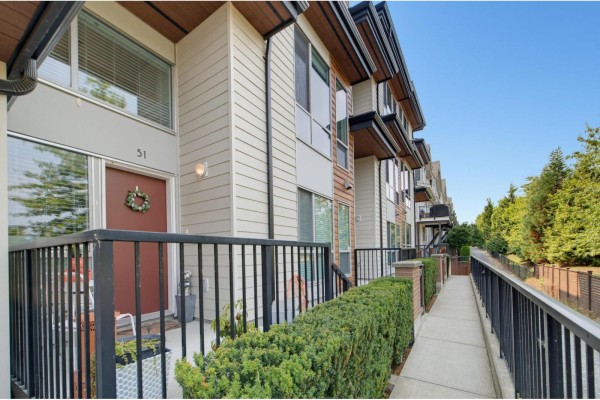 51 15775 Mountain View Drive Drive, Surrey, BC V3Z0W7 Photo 5